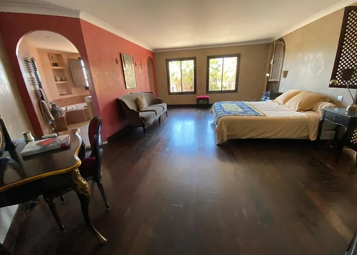 Marockansk riad Ebene, 9 Couple Only Au Village Naturiste 3*